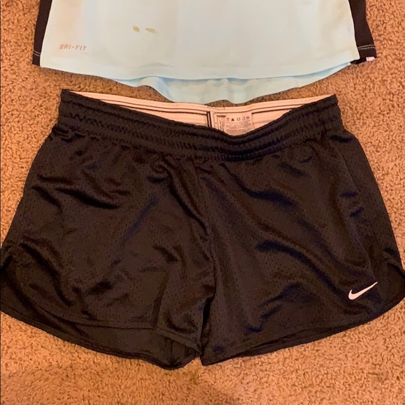 Nike Dri Fit Bundle - Picture 2 of 7